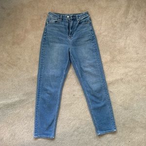 Mom jeans